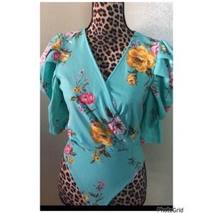 Floral Women Bodysuit Size M New No Tag